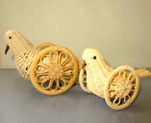 Akebi Vine Handicrafts